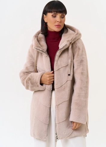 Женская шуба из эко меха с капюшоном