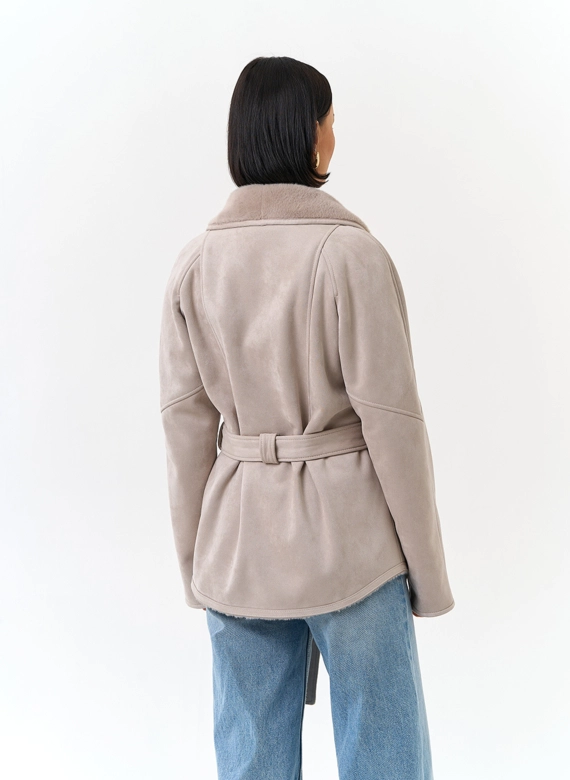 Женская дубленка из эко замши с поясом