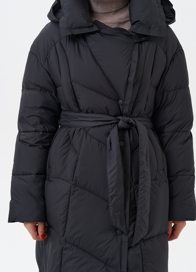 Женский пуховик с капюшоном  модель № 28962 универмаг малина