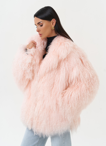 Женская шуба из меха ламы