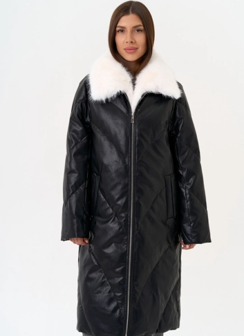 Женский пуховик из эко кожи с отделкой из эко меха