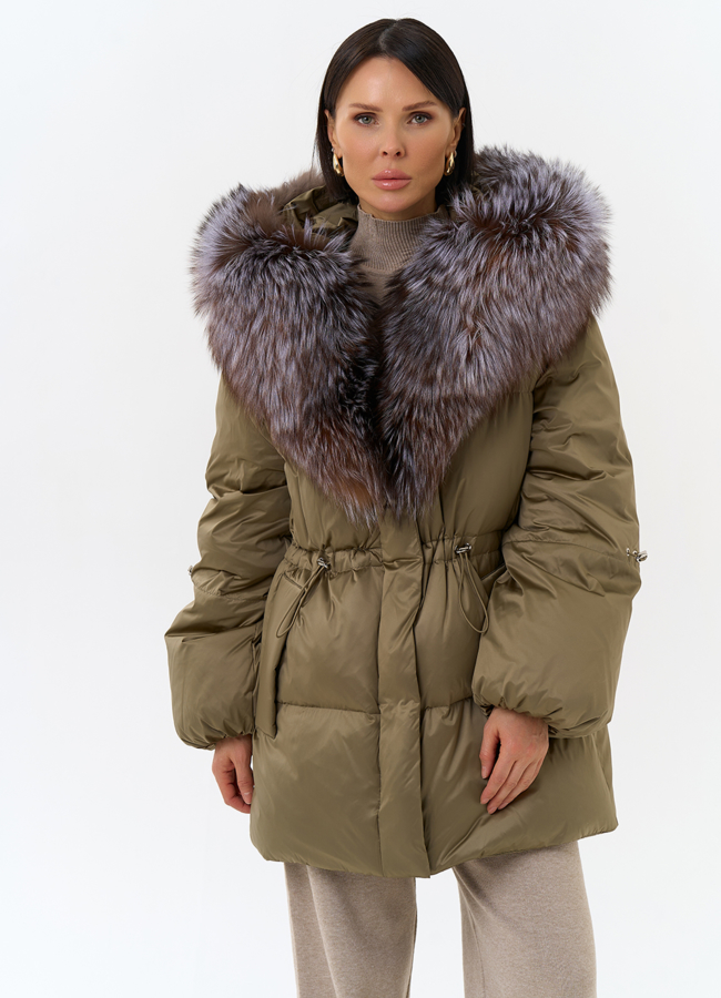 Женский пуховик с капюшоном из меха блюфрост модель № 31883 универмаг малина