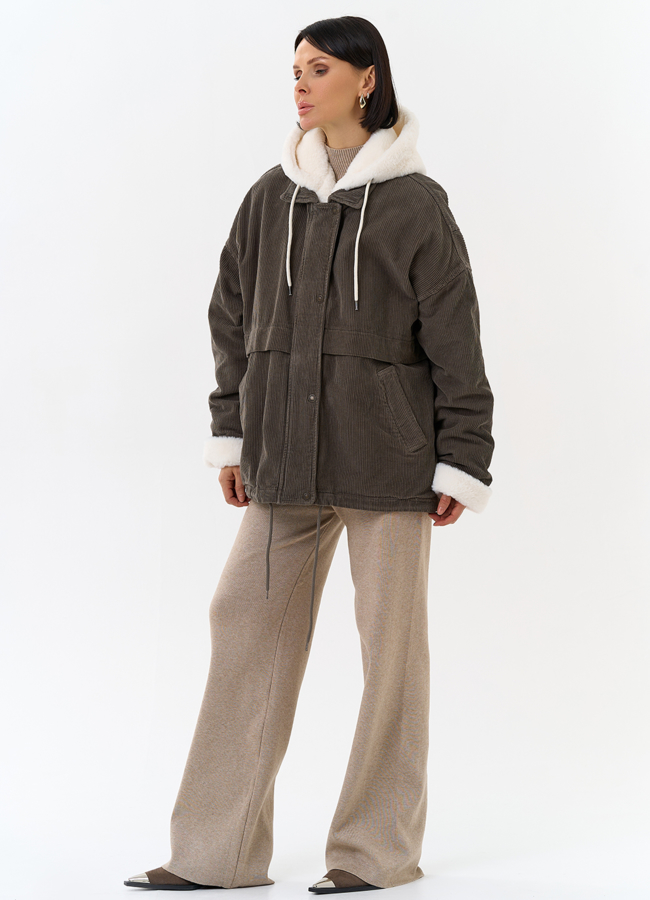 Женская утепленная куртка с отделкой из эко меха модель № 31909 в рассрочку