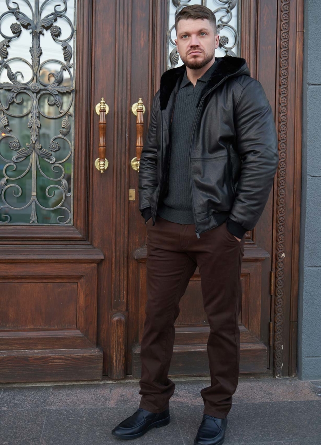 Мужская кожаная куртка на утеплении с капюшоном модель № 26164 в кредит