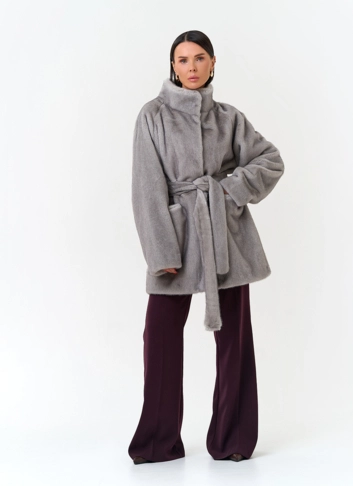 Женское пальто из эко меха