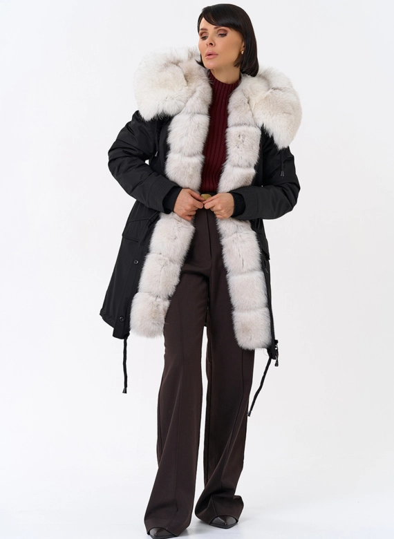 Женская парка с капюшоном из меха песца